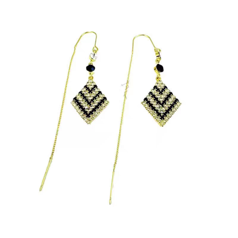 Temperament Black And White Full Diamond Rhombus Earrings Light Luxury