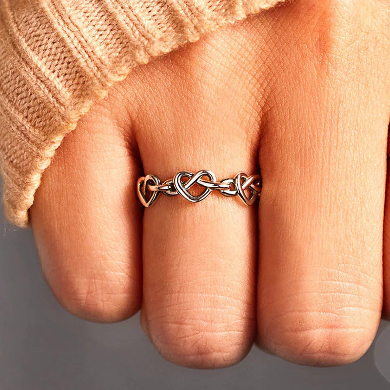 Womens Heart-Shaped Ring Chic Delicate Cross-Design In A Niche Trendy Style With A Personal Touch
