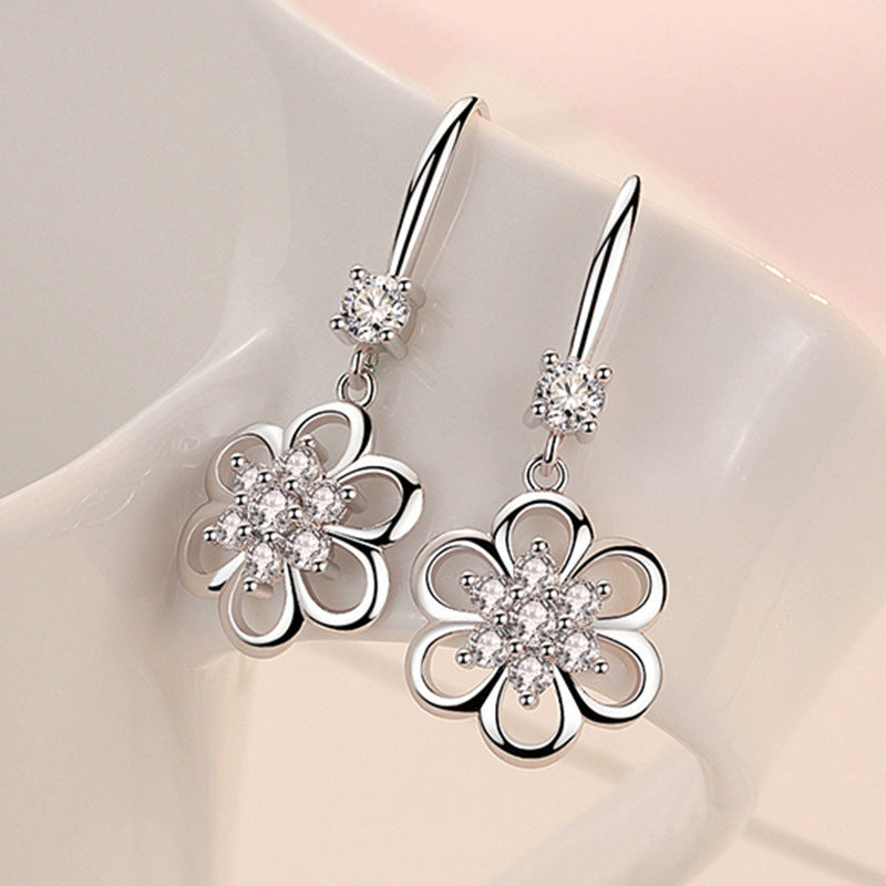 Flower White Copper Earrings Women Wholesale Long Temperament Earrings
